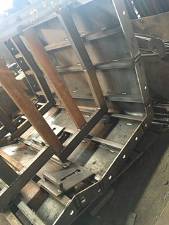 武汉桥梁钢模板厂家介�l�桥梁钢模板选择的方式和�Ҏ��